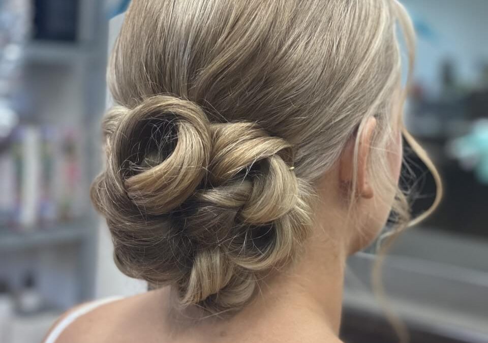 The Art of Listening: How Great Hairdressers Understand Your Style Goals